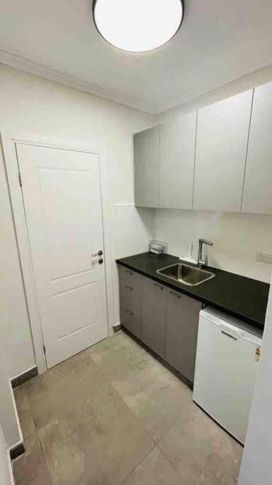 ירושלים Gabriel Apartments - Jaffa Street By The Market מראה חיצוני תמונה