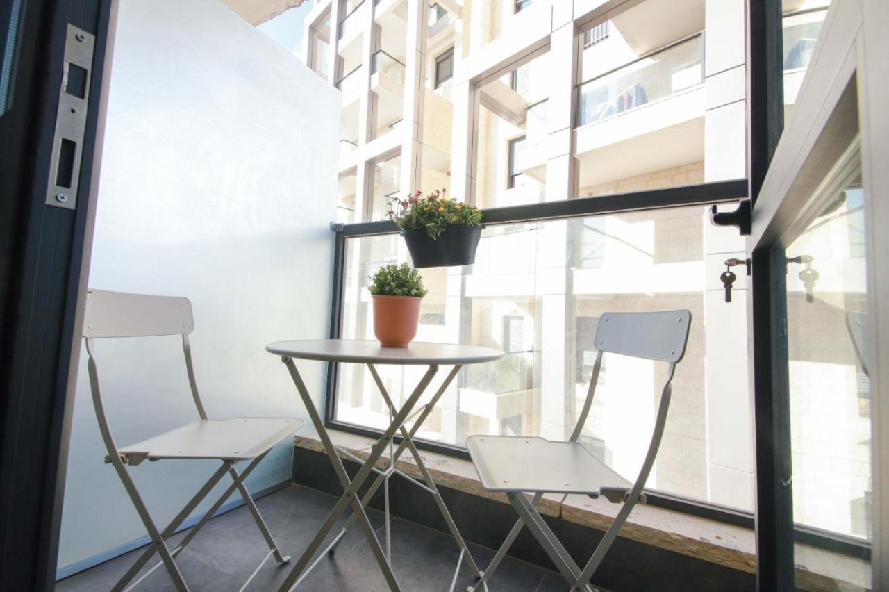ירושלים Gabriel Apartments - Jaffa Street By The Market מראה חיצוני תמונה