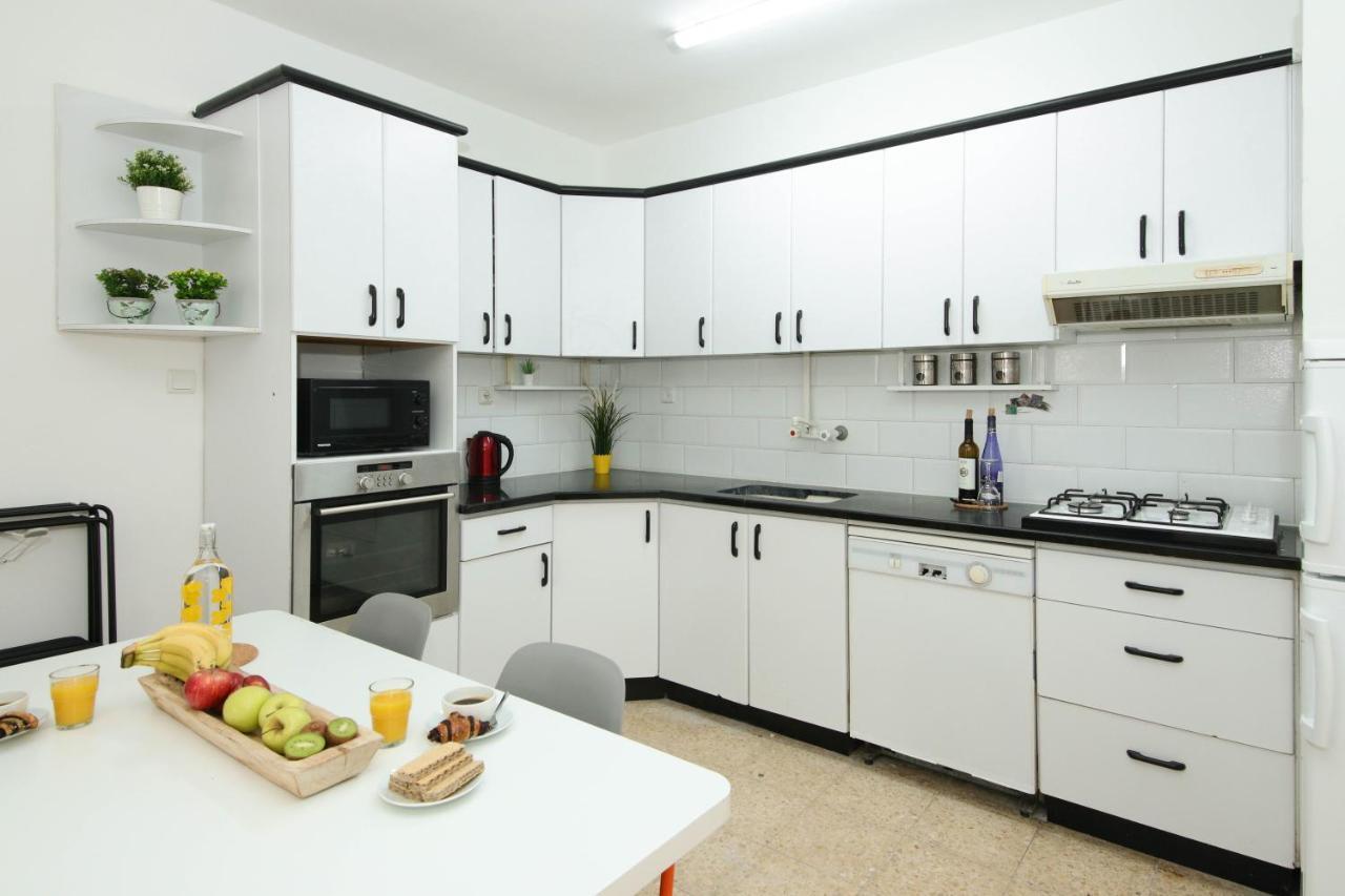 ירושלים Gabriel Apartments - Jaffa Street By The Market מראה חיצוני תמונה