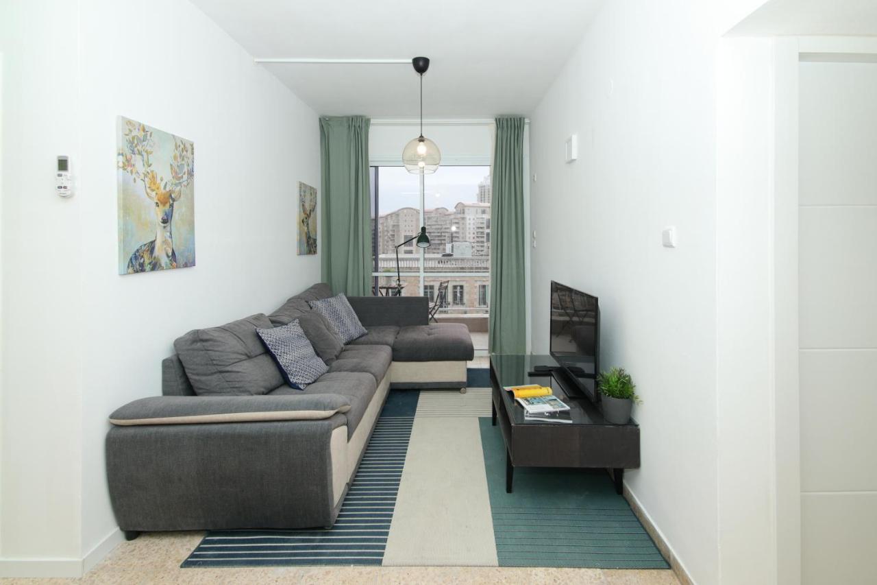 ירושלים Gabriel Apartments - Jaffa Street By The Market מראה חיצוני תמונה